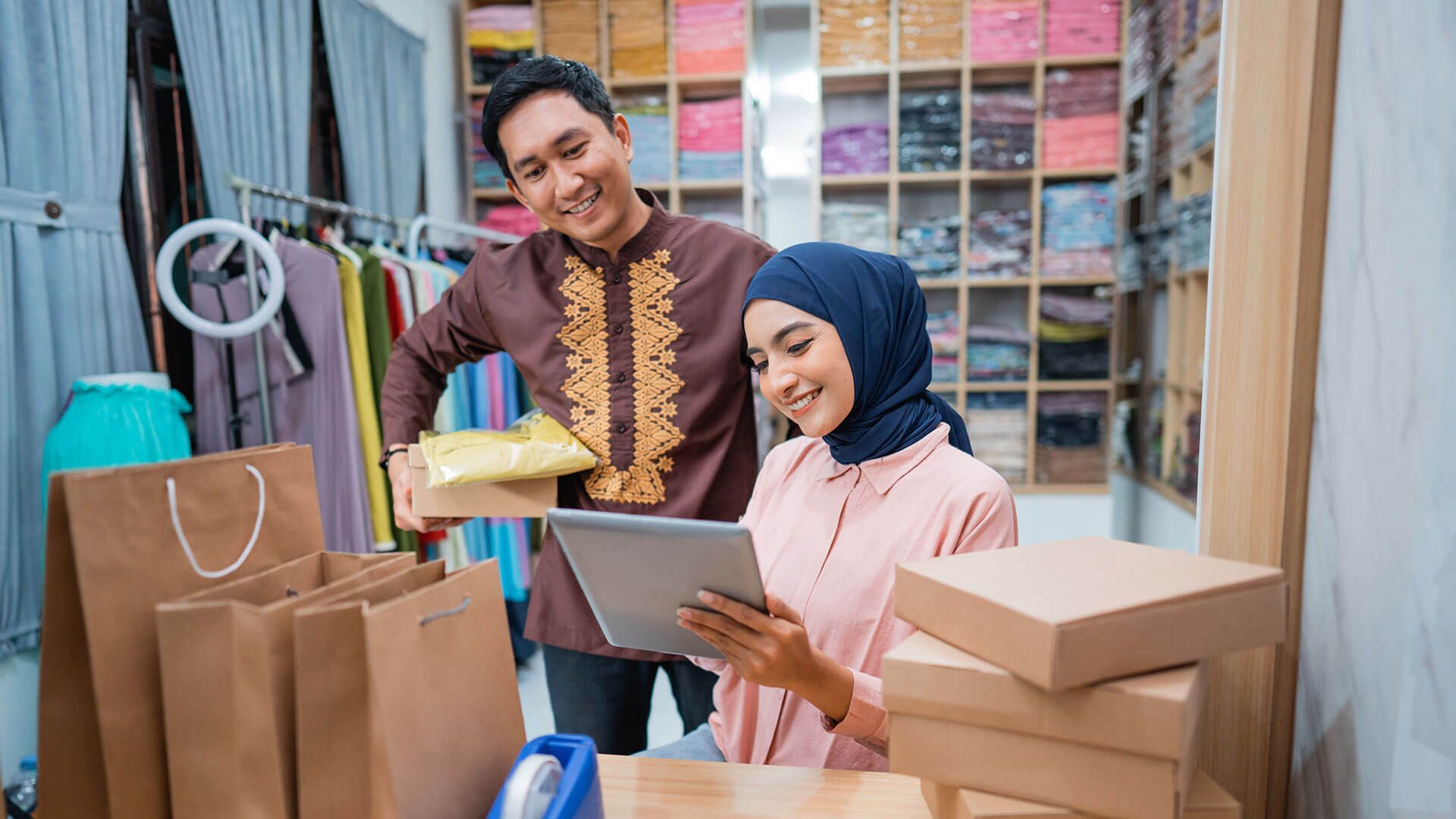 pos-malaysia-cod-raya-business.jpg