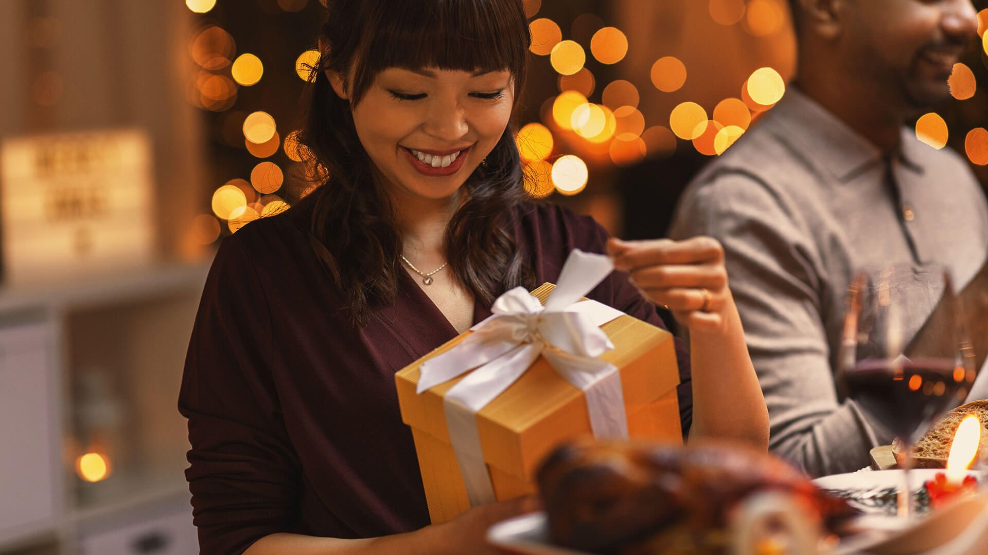 5 Gift Ideas That’ll Make You Everyone’s Favourite This Festive Season